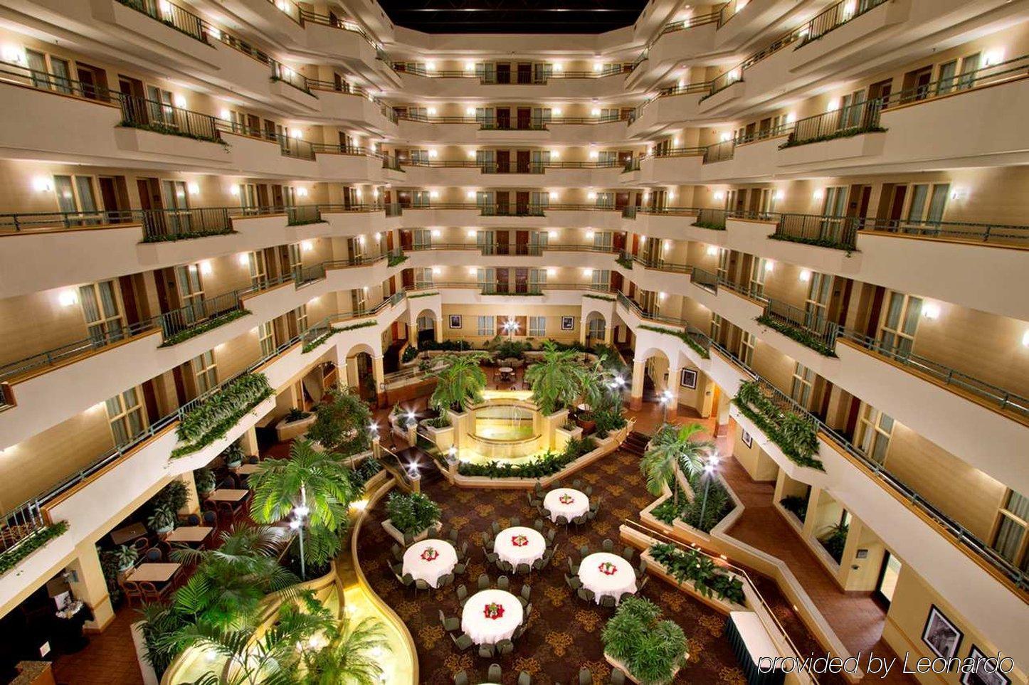 Embassy Suites By Hilton Greensboro Airport Exterior photo